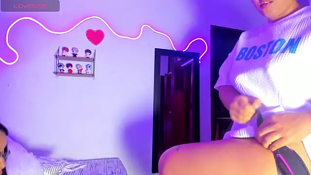 Dilan and Mia online show from 05-02-26, 10:20