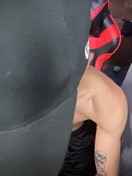 Osmarcito21 online show from 11-11-25, 05:02