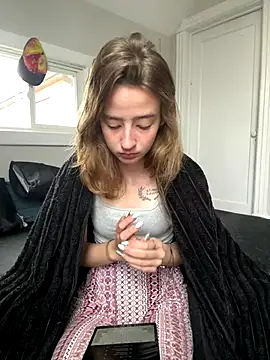 SeccySerena online show from 10-11-25, 02:59