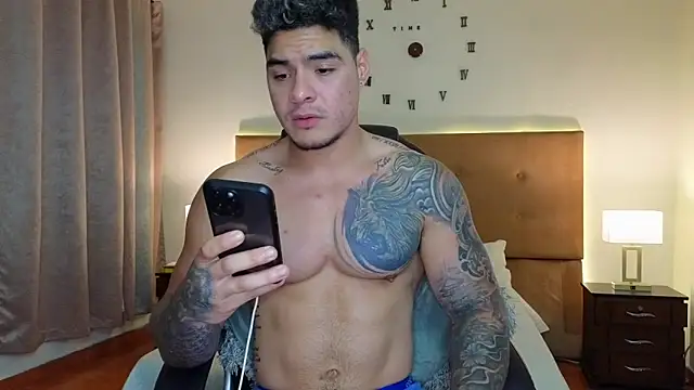 Snapshot of Steven_Velez chatting on 02-20-26, 11:16 Steven Velez online show from 02-20-26, 11:16