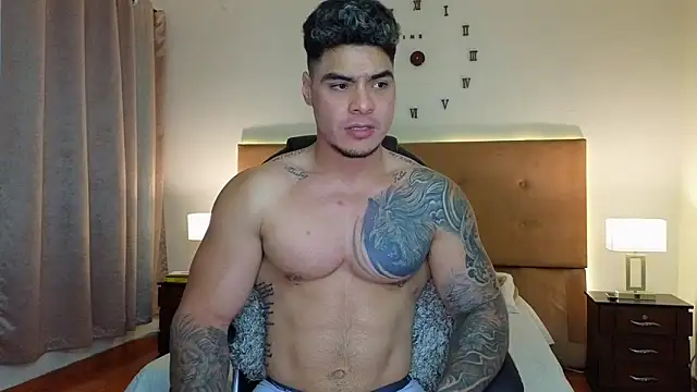 Snapshot of Steven_Velez chatting on 02-23-26, 01:25 Steven Velez online show from 02-23-26, 01:25