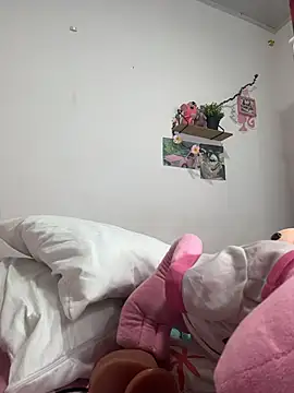 Snapshot of TamaraMera chatting on 07-18-26, 03:44 TamaraMera online show from 07-18-26, 03:44