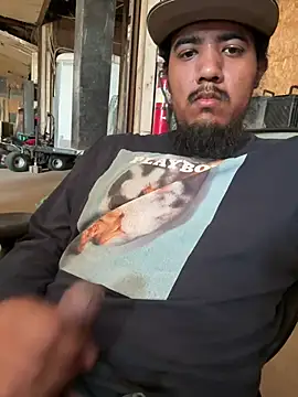 Mikeylovewetpussy online show from 05-11-26, 03:07