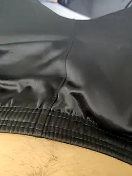 Snapshot of albertokk chatting on 05-16-26, 05:12 albertokk online show from 05-16-26, 05:12