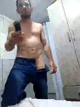 Pilantra12345 online show from 10-26-25, 07:42