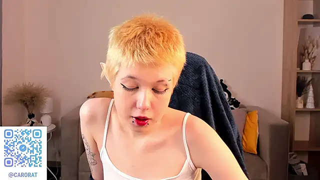 CarolineRichter online show from 09-27-25, 10:20