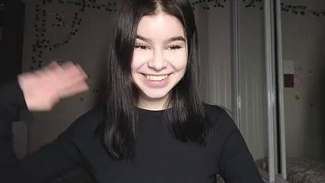 sladkoezzzka online show from 10-22-25, 05:56