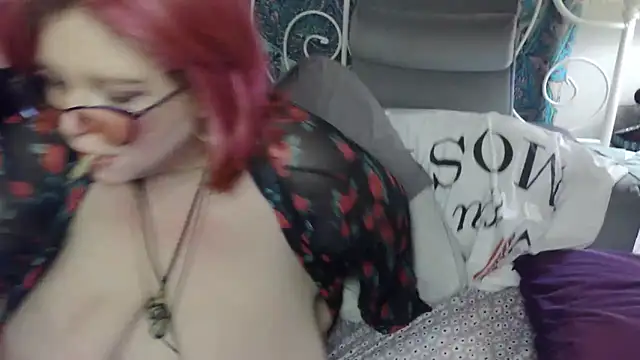 Snapshot of g0lden_are0las89 chatting on 12-01-25, 04:39 g0lden are0las89 online show from 12-01-25, 04:39