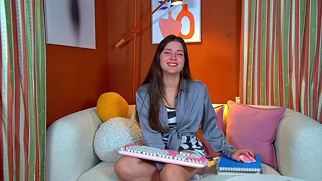 JessicaJewells online show from 09-21-25, 06:37