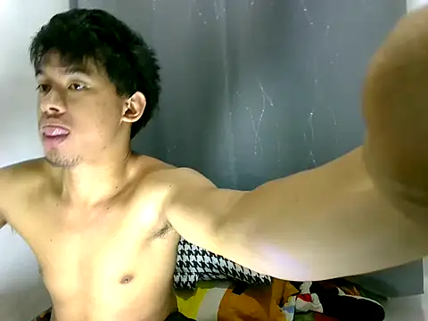 Snapshot of Hardcockeson chatting on 09-12-25, 11:15 Hardcockeson online show from 09-12-25, 11:15