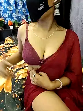 priya 26 online show from 04-08-26, 08:47