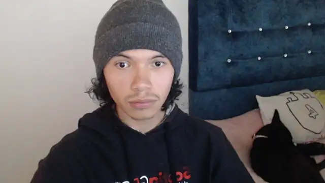 Xoxo Smiles online show from 09-13-25, 06:40