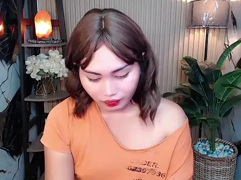 sluttyprincess0 online show from 02-12-26, 10:49
