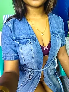 Snapshot of Puja-baby chatting on 01-18-26, 09:29 Puja-baby online show from 01-18-26, 09:29