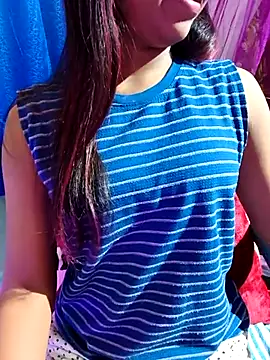 Snapshot of Puja-baby chatting on 02-08-26, 11:46 Puja-baby online show from 02-08-26, 11:46