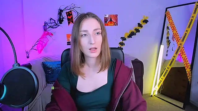 Snapshot of eva_smiith_ chatting on 10-27-25, 06:50 eva smiith online show from 10-27-25, 06:50