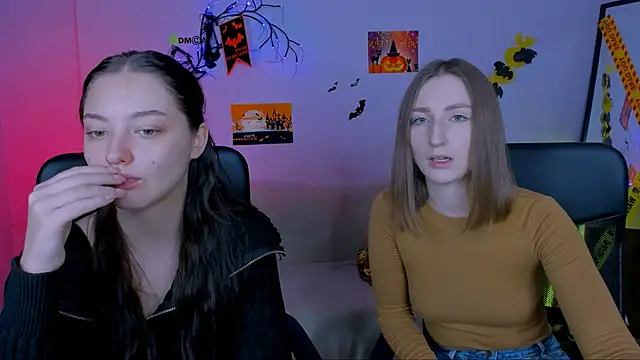 Snapshot of eva_smiith_ chatting on 10-28-25, 06:39 eva smiith online show from 10-28-25, 06:39