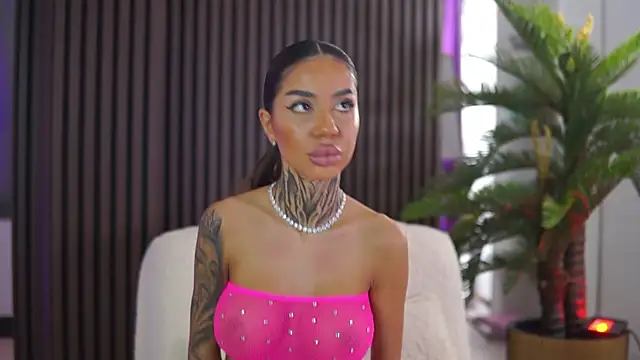 KiaraMoreno online show from 09-13-25, 08:47