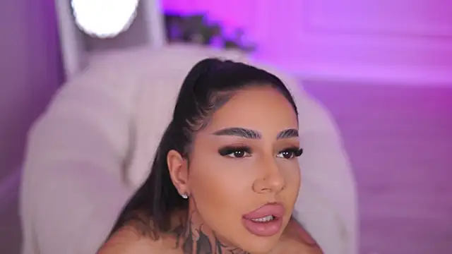 KiaraMoreno online show from 11-02-25, 11:56