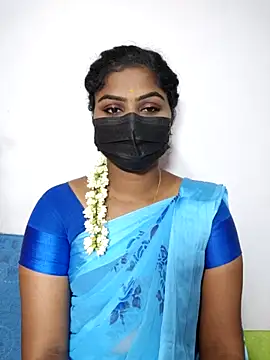 Snapshot of Tamil_Princess12 chatting on 06-05-26, 04:45 Tamil Princess12 online show from 06-05-26, 04:45