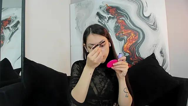 Charlottegray 1 online show from 10-08-25, 03:59