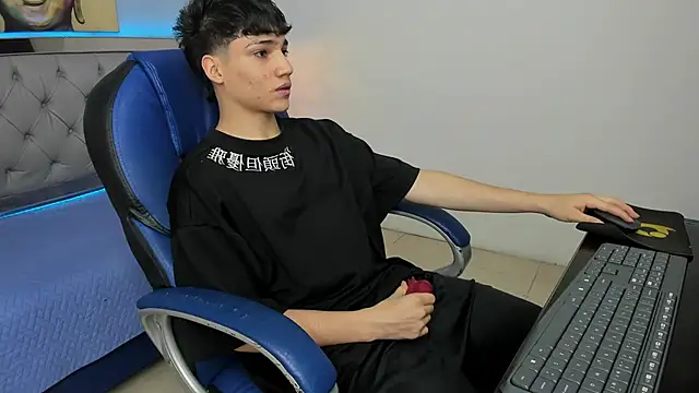 SamBlack  online show from 05-04-26, 08:27