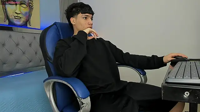 SamBlack  online show from 05-08-26, 12:43