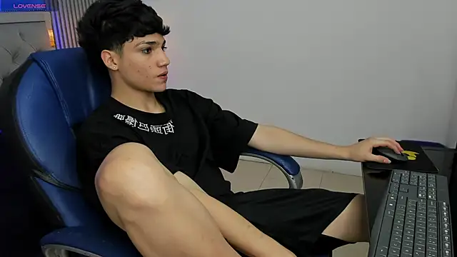 SamBlack  online show from 05-14-26, 12:23