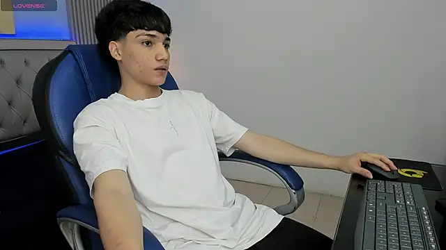 SamBlack  online show from 05-20-26, 12:22