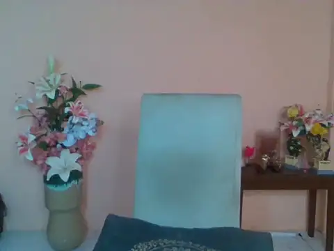 Snapshot of miss_carlas chatting on 05-21-26, 11:06 miss carlas online show from 05-21-26, 11:06
