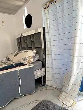 Terra-22cm online show from 10-26-25, 05:41