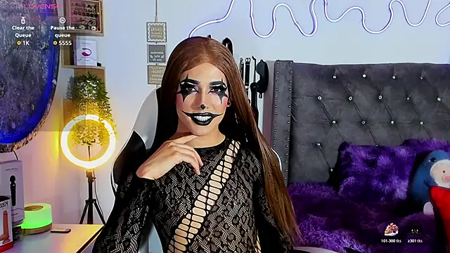 Snapshot of Katherine_Rose chatting on 10-30-25, 11:16 Katherine Rose online show from 10-30-25, 11:16