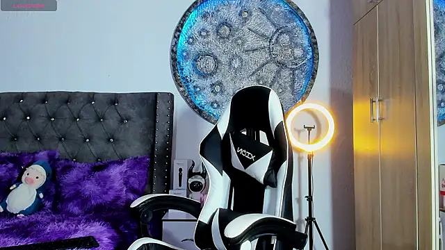 Katherine Rose online show from 02-15-26, 10:06