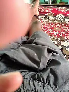 Snapshot of RAYI_Queen_4 chatting on 03-16-26, 05:55 RAYI Queen 4 online show from 03-16-26, 05:55