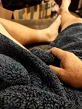 Snapshot of hubbyfun19 chatting on 10-09-25, 03:48 hubbyfun19 online show from 10-09-25, 03:48