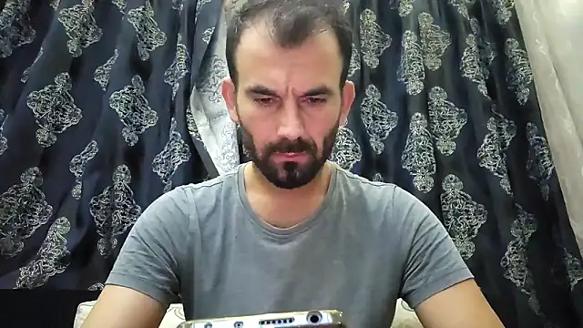 Apooabe online show from 11-27-25, 04:31