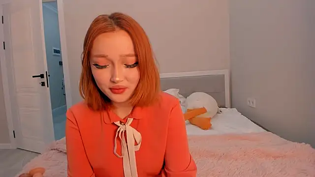 yuna loon online show from 10-01-25, 02:12