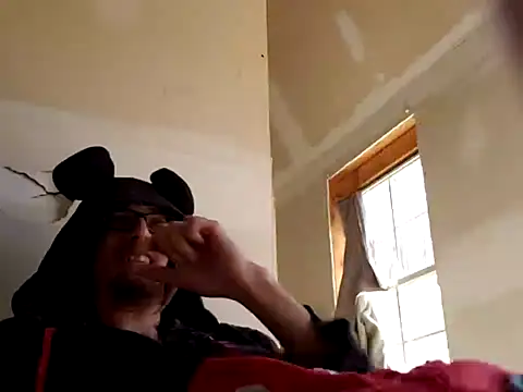 Snapshot of dandonn chatting on 02-28-25, 04:42 dandonn online show from 02-28-25, 04:42