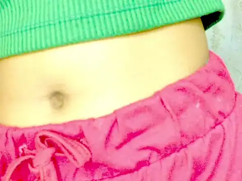 Snapshot of senuxxx chatting on 10-21-25, 08:37 senuxxx online show from 10-21-25, 08:37