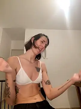 sweetsinxxx online show from 06-15-26, 02:03