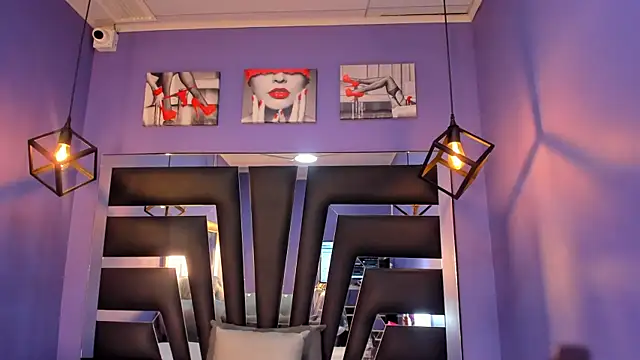 anne-brown13 online show from 10-03-25, 08:06