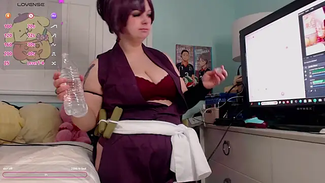 Snapshot of starsaturn chatting on 10-26-25, 03:12 starsaturn online show from 10-26-25, 03:12