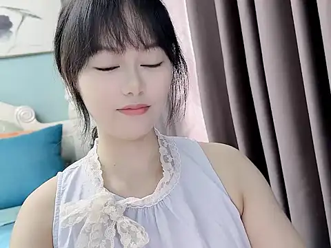 sarah111 online show from 09-10-25, 02:22