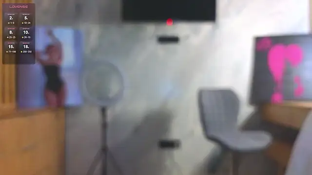 miss bubbles  online show from 10-09-25, 12:41