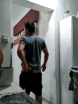 Bradd 32 online show from 11-22-25, 02:10