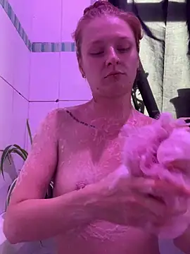 AvaFox x online show from 10-15-25, 03:45