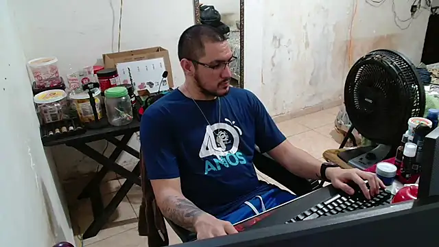 Leonino231 online show from 10-07-25, 01:30