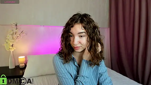 Adelina Bliss online show from 11-08-25, 09:20