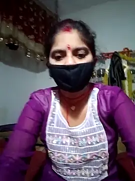 Snapshot of Daisygirl9 chatting on 10-23-25, 03:00 Daisygirl9 online show from 10-23-25, 03:00