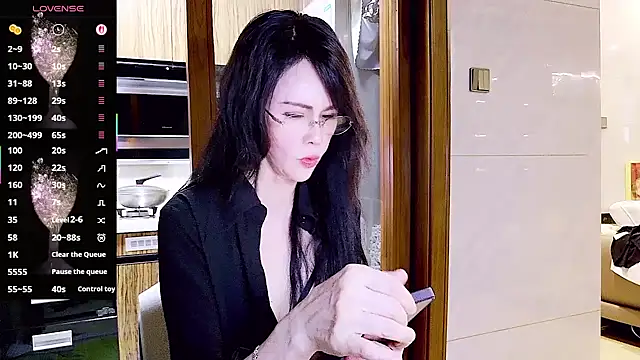 Snapshot of xinxinbabe chatting on 09-30-25, 10:20 xinxinbabe online show from 09-30-25, 10:20